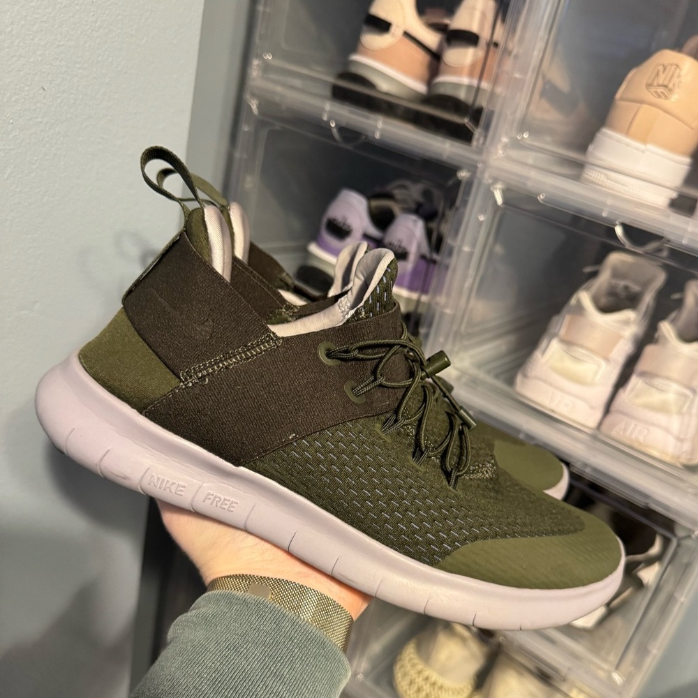 Nike Free women’s size 8.5 gently worn and box kept